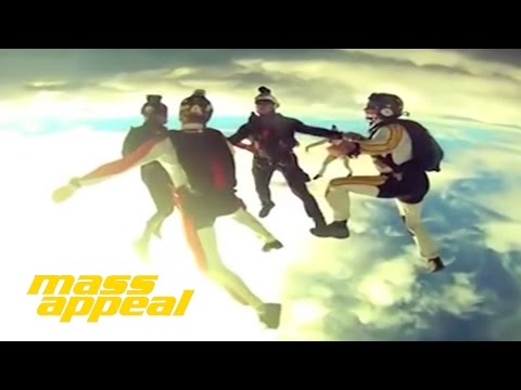 The Alchemist & Oh No (Gangrene) - Walk Hard (Official Video)