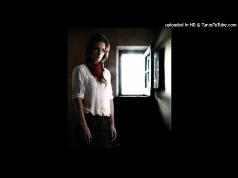 Today's Tango Is... Cuando Llora la Milonga - Azucena Maizani 05-12-1927