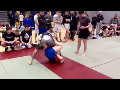 Gary Rooney DCU Submission only league first fight