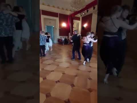 Universitango.com - Pablo & Ludmila - Dancing Milonga