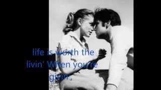 Elvis Presley - Relax, ..mmm...(with lyrics)