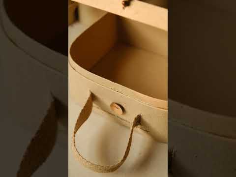 Hemp Made Packaging Box #seedpaper #GreenBusiness #Hemp #Hänf #Cañamo #Hennep #hemppackaging #green