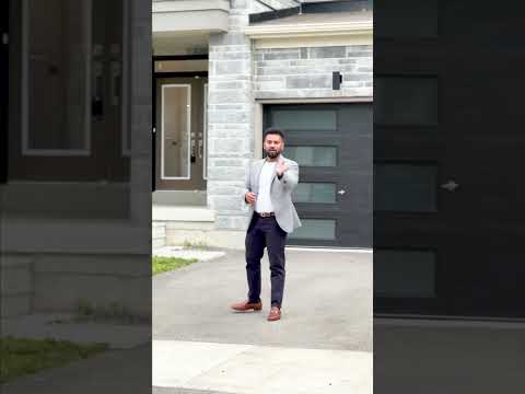 51 Larkin Lane, Bowmanville, Ontario