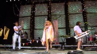Goldfrapp Live! / 05 - Ooh La La / Glastonbury&#39;08