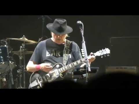 Neil Young - Seed Justice (Live at the O2 Greenwich London 11/06/2016)