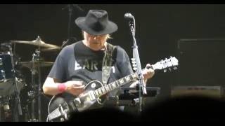 Neil Young - Seed Justice (Live at the O2 Greenwich London 11/06/2016)