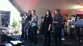 God Bless The USA, Gary Sinise and the LT Dan Band