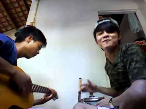 2 thanh niên say rượu hát Cơn Mưa…Của Ngày Hôm Qua :v