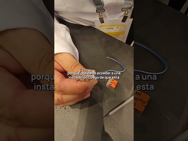 Vídeo relacionado con Adaptador universal DIN Rail/Hutschrienenadapter para actuadores y sensores con 3 x Wago bornes de conexión 221-413
