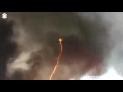 Hiç alevden hortum olayı gördünüz mü