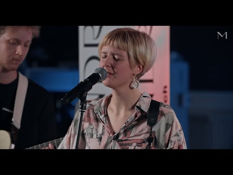 Hilka - Full Moon (live @Mittendrin bei Fröhlich)
