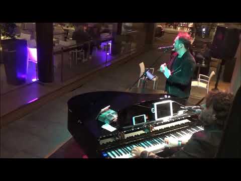 M&M-- Ain't No Sunshine -live Caffè Paszkowski FIRENZE-Luca Moriani e Lorenzo Meazzini
