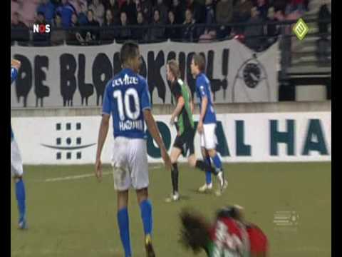 Smerige overtreding van Anouar Hadouir  ( NEC - Roda JC )