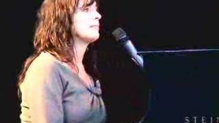 Chantal Kreviazuk - Far Away (Live)