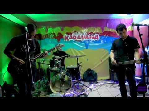 Satánicos Marihuanos - Poseído Por La Luna EnVivo@Huancayo