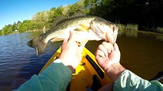 preview picture of video 'Kayak Fishing - Lazy Lake in Mississippi - GoPro Hero 4'
