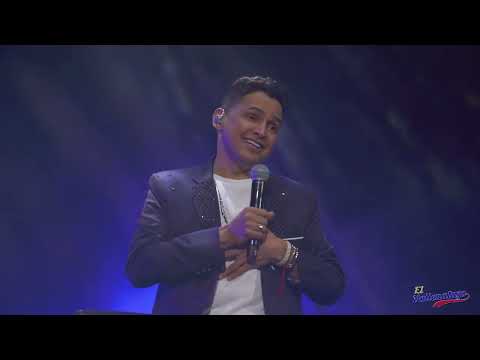 Por estar adorandote - Jorge Celedon - Cantandole al Amor (EN VIVO ARENA MONTERREY)