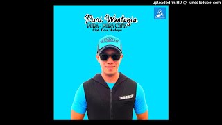Download lagu Ruri Wantogia - Pura Pura Cinta mp3