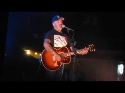 Aaron Lewis - So Far Away live at John T. Floore Country Store in Helotes, Texas