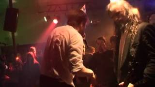 Mononc' Serge & Anonymus - Un Clown Pour Grand Papa @ Tipi (14/04/11)