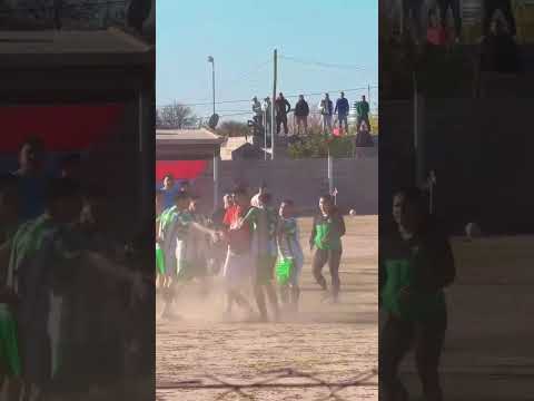 Batalla campal en la final entre Mitre de Luján y Estrella Roja de Candelaria en San Luis