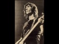 Pink Floyd - Roger Waters snaps during Pigs on the Wing Montreal 6-7-1977