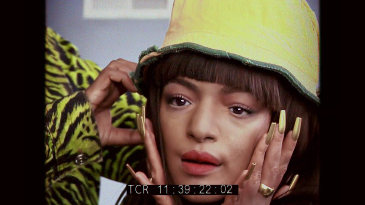 M.I.A. – “Popular”