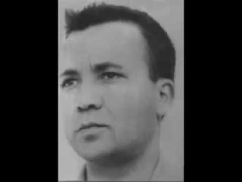 اسمع العقيد شعباني يتحدث عن ابو بكر.خليفة بن غبريط في مسجد باريس