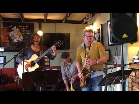 Bossa Beleza Trio - The Look of Love