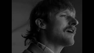 Y fait froid tout l'tour de la lune