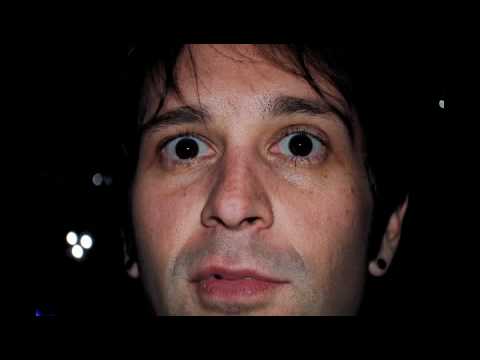 LOUDEST, MOST EPIC, ONE HANDED CLAPPING EVER, HOLY CRAP!!!