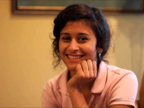 Shubha Vedula singing Kiss From a Rose