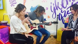 Tini Stoessel canta "Lo que tu Alma Escribe" y "Siempre Brillarás"