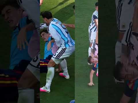 Video Thumbnail: Argentina's Paredes pushes Gavi to ground, overshadowing Spain's full-time celebrations