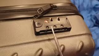 Resetting TSA007 suitcase lock!