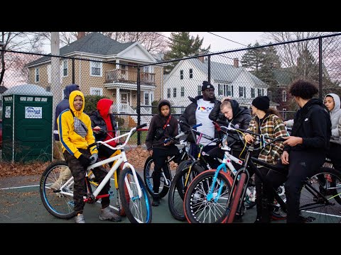 Jiles - Free Lunch (Official Video)