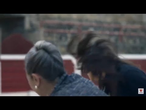 LA REINA DEL SUR 2 | Cayetana cachetea a Teresa