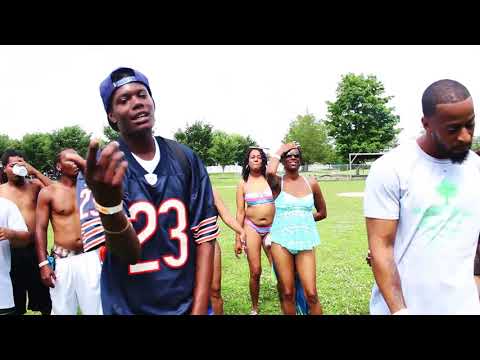 MBK BERG - FAMILY (OFFICIAL MUSIC VIDEO) featuring QB