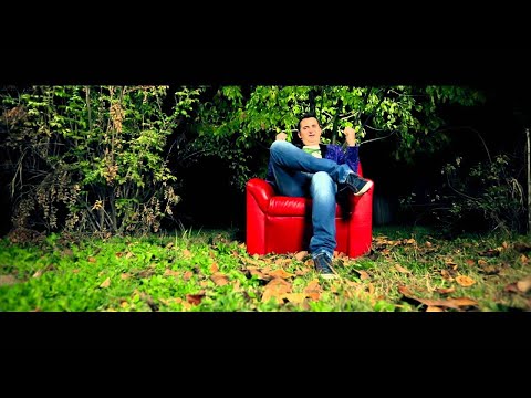 NEK SI MIHAELA - STRANGE-MA IN BRATE 2013