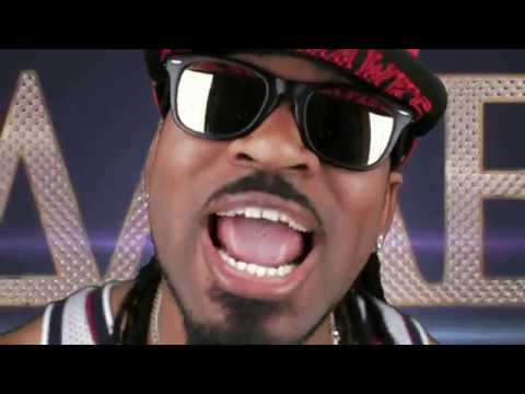 Vine Street (feat. Pitbull, Dale Saunders & Raquel) - Spread My Wings (Official Video) [Hi-Klass]