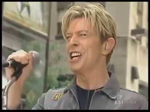 David Bowie - Modern Love (LIVE) (Rockefeller Plaza | New York City)