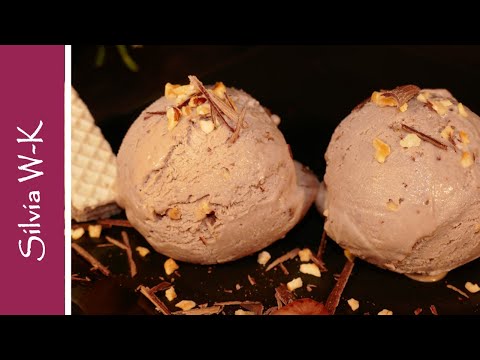 Nuss-Nougat-Eis / ohne Eismaschine / ohne Ei / cremig