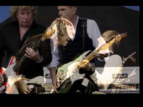 Euro & Status Quo   In The Army Now