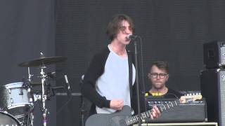 Catfish and the Bottlemen- &quot;Homesick&quot; (1080p) Live at Lollapalooza 8-1-2015
