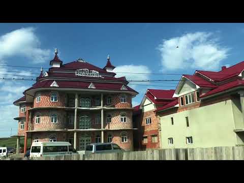Huedin Village - Gipsy palaces near Cluj, Romania