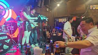 베트남 호치민의 밤무대~~