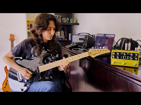 This sound slows down time | Ambient guitar + Strymon Volante + Ebow l Tatiana Pará