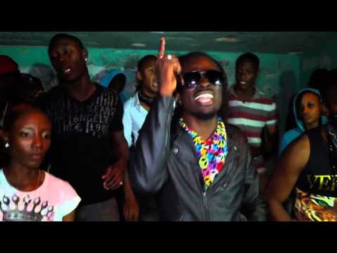 Spang To Di G   - Walk A Road