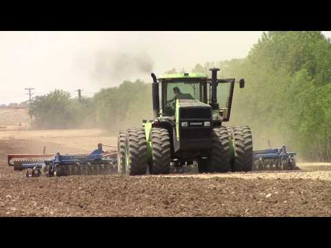 Steiger Panther KP-1360 Tractor