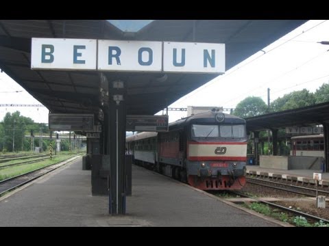 Czech Republic: CD Railways Class 749 121 departs Beroun, unsilenced engine